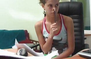 XXX 東洋クイーンで彼女の滑りを感じるアンロード 女性 動画 鈴木 一徹