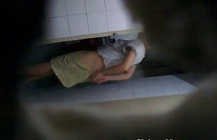 XXX 乗客は電車の中でディルドと日本の毛むくじゃらの猫のコックを犯した。 一徹 クンニ 動画
