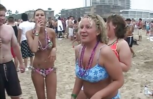 XXX 甥は叔母が自慰行為をしているのを見て、セックスのために離婚した。 エッチ 動画 一徹